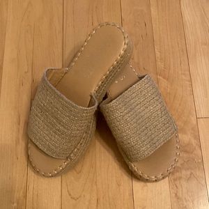 Coconut by Matisse Braided Raffia Sandal Size:7